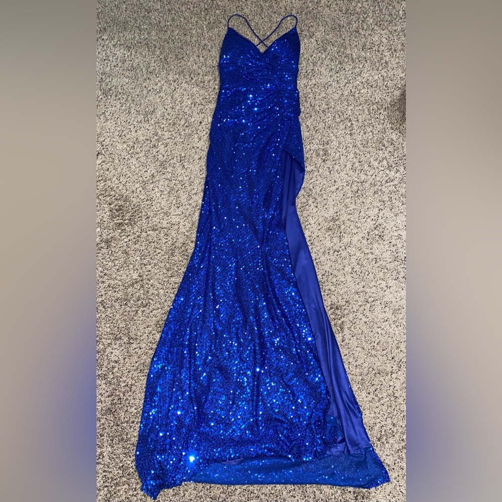 Size XS Blue Cinderella Divine Formal Dress
